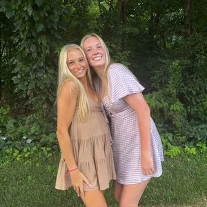 Meet your Posher, Lindsay